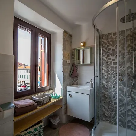 Apartment Lux *
